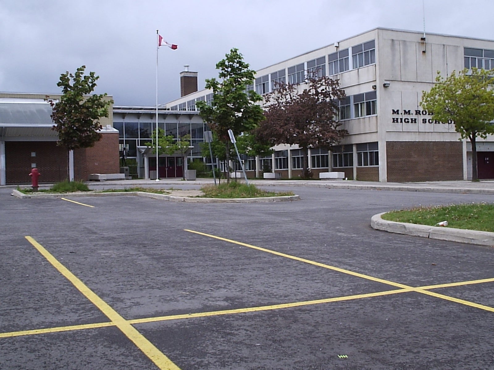 M. M. Robinson High School in the Mountainside neighbourhood of Burlington, archive photograph