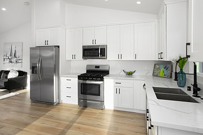 30_11035577_158579_158579-EM-130