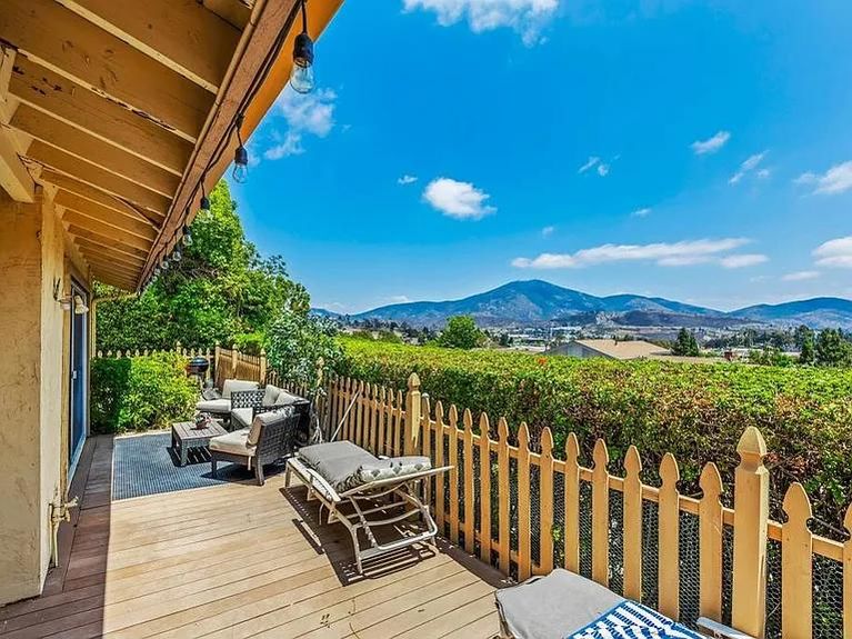 0242a140df1bdc7ab571f4acdfcf3578-cc_ft_768