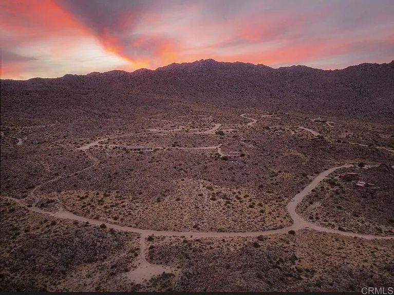 09d2d63762e4fd37d1bef1dfa91838c1-cc_ft_768