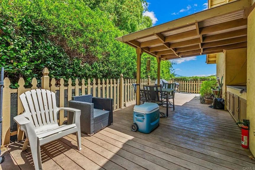 0a1df12e1ee4911047448054399df381-cc_ft_1344