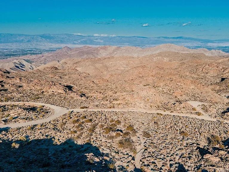 0ca48a7624d6777dc4c8bd9071261aef-cc_ft_768