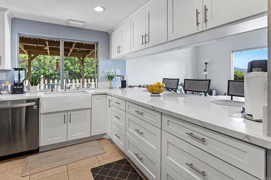 4b2507b7c8e213a0ab813f87ce105f81-cc_ft_1344