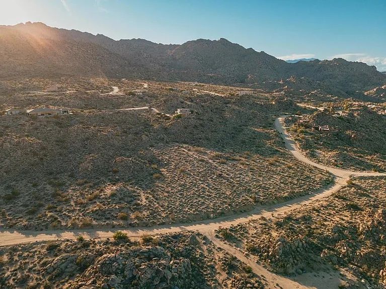 6b6010a4eb9eb9b98c7747cccf8a7c28-cc_ft_768