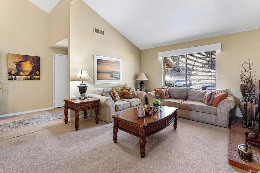 e05625d446620d11655f832c2570cdf9-cc_ft_1344