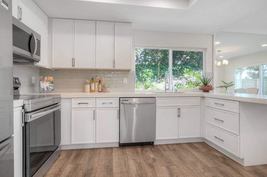 13_harvard_dr_3686_mls