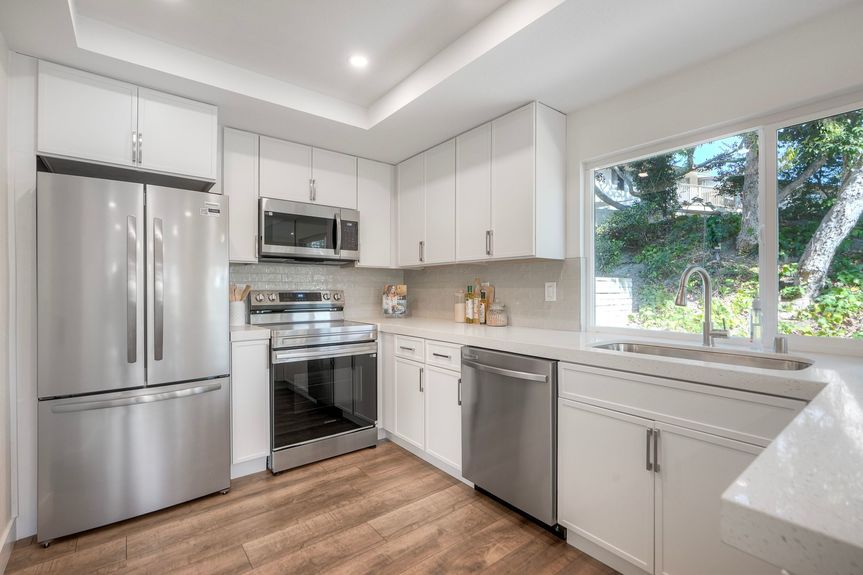 16_harvard_dr_3686_mls