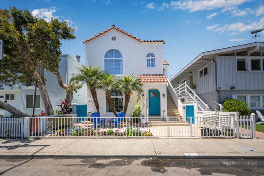 173 Santa Ana Ave Long Beach-large-003-007-Exterior 20 of 32-1500x1000-72dpi