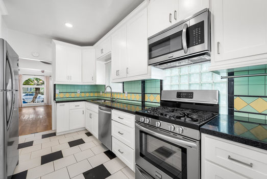 173 Santa Ana Ave Long Beach-large-023-023-DSC 7789-1495x1000-72dpi