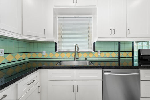 173 Santa Ana Ave Long Beach-large-025-026-DSC 7795-1499x1000-72dpi