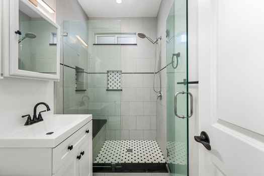 173 Santa Ana Ave Long Beach-large-029-034-DSC 7808-1500x1000-72dpi