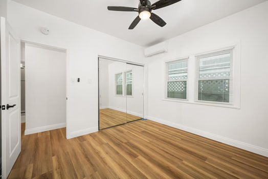 173 Santa Ana Ave Long Beach-large-037-050-DSC 7839-1498x1000-72dpi