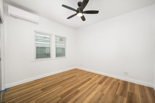 173 Santa Ana Ave Long Beach-large-038-019-DSC 7842-1500x1000-72dpi