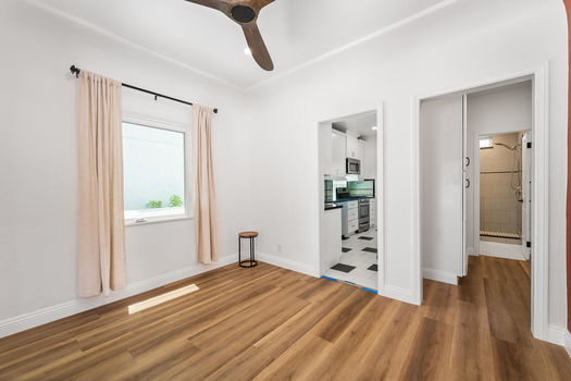 173 Santa Ana Ave Long Beach-large-040-020-DSC 7848-1500x1000-72dpi