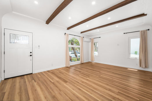 173 Santa Ana Ave Long Beach-large-046-043-DSC 7866-1498x1000-72dpi