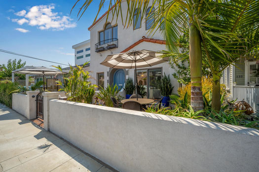 229 Covina Ave Long Beach CA-large-014-050-DSC 0648Edit-1500x1000-72dpi