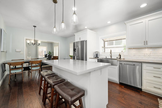 229 Covina Ave Long Beach CA-large-054-048-DSC 0573-1500x1000-72dpi