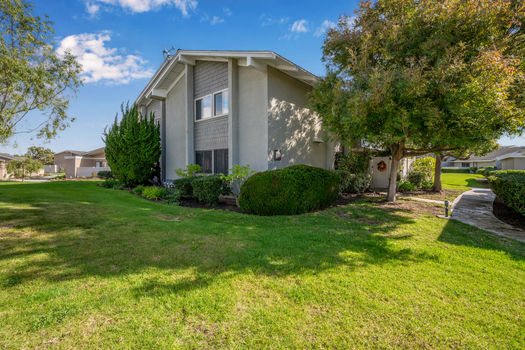 8777 Tulare Dr Unit 411H-large-009-026-DSC 4457Edit-1500x1000-72dpi