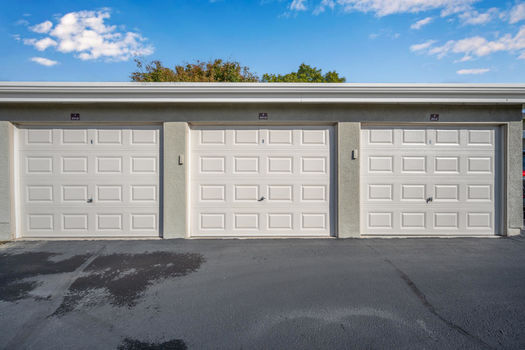 8777 Tulare Dr Unit 411H-large-012-004-DSC 4469Edit-1500x1000-72dpi