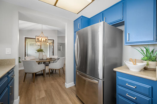 8777 Tulare Dr Unit 411H-large-024-055-DSC 4361-1500x1000-72dpi