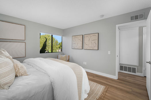 8777 Tulare Dr Unit 411H-large-033-064-DSC 4394-1500x1000-72dpi