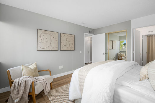 8777 Tulare Dr Unit 411H-large-034-061-DSC 4397-1500x1000-72dpi