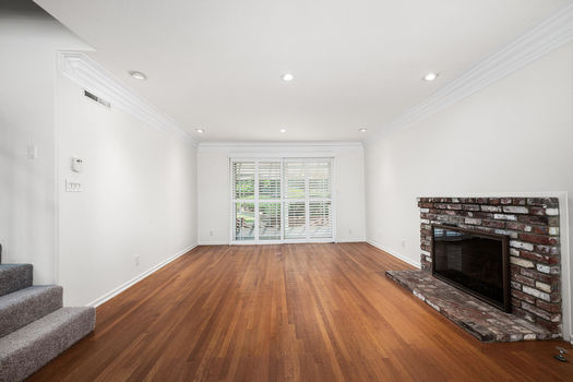 DSC 2928-019-078-1500x1000