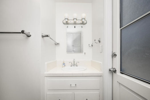 DSC 3000-046-048-1500x1000