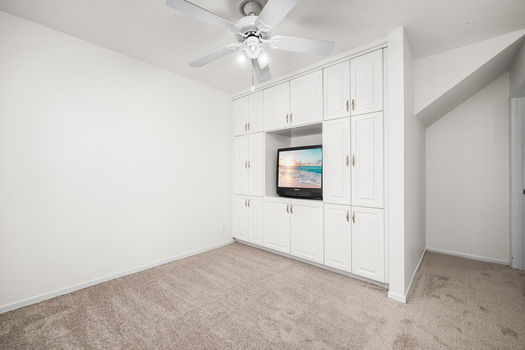 DSC 3020-054-027-1500x1000