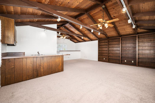 DSC 3050-064-056-1500x1000