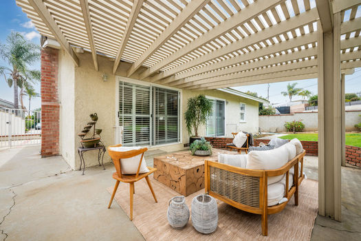 1135 Catalina Ave Seal Beach-large-097-109-exterior 4 of 9-1500x1000-72dpi
