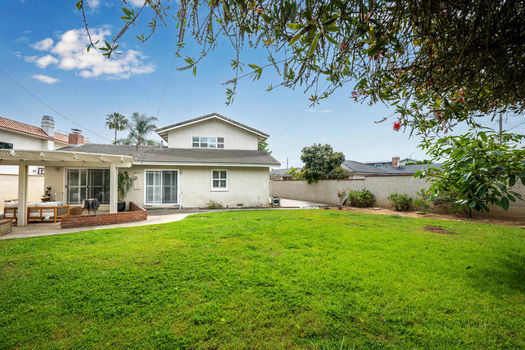 1135 Catalina Ave Seal Beach-large-101-108-exterior 8 of 9-1500x1000-72dpi