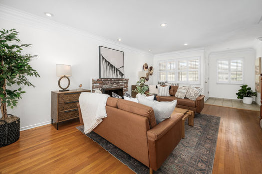 1135 Catalina Ave Seal Beach-large-105-124-DSC 1535-1500x1000-72dpi