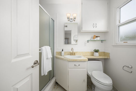 1135 Catalina Ave Seal Beach-large-126-121-DSC 1623-1500x1000-72dpi