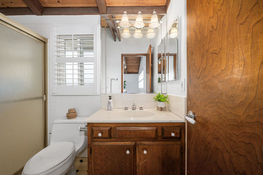 1135 Catalina Ave Seal Beach-large-137-156-DSC 1670-1500x1000-72dpi