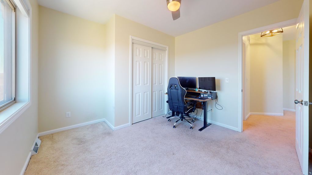 372-Cherokee-Dr-Office