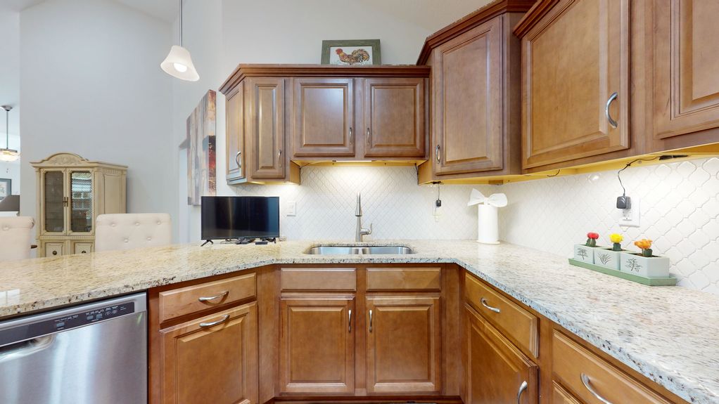 KIT-371-Saddlebrook-Rd-08312025_191542