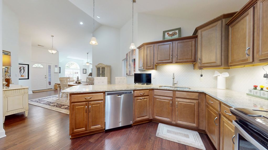 KIT-371-Saddlebrook-Rd-08312025_192715