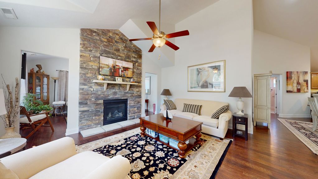 LRM4_371-Saddlebrook-Rd-08312025_185318