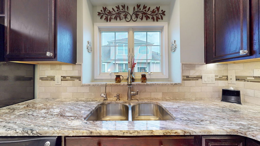 10-web-or-mls-553-Pioneer-10252025_140646