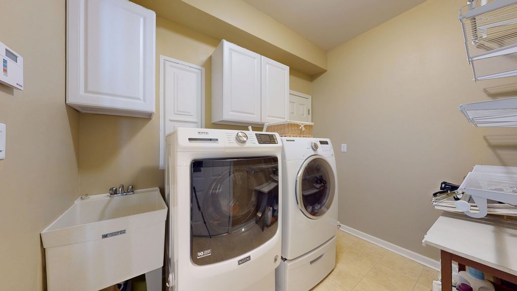 Laundry1_527_Pioneer