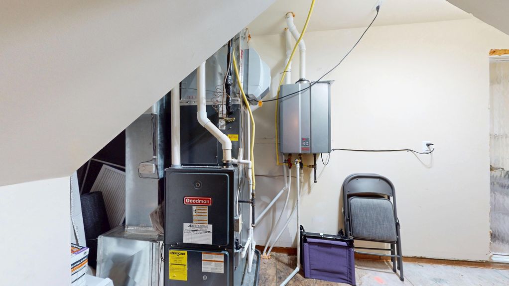 Mech_Room_527-Pioneer