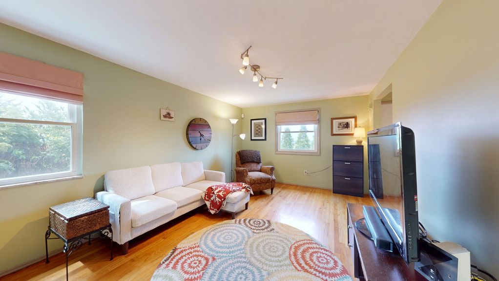 2732-Tillia-St-04122026_174522