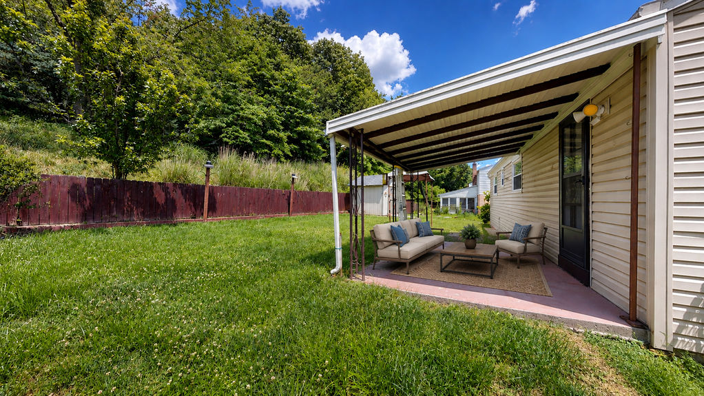 Patio_2714_Tillia