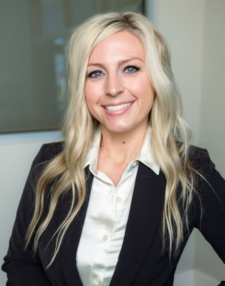 Cassie Headshot 2023