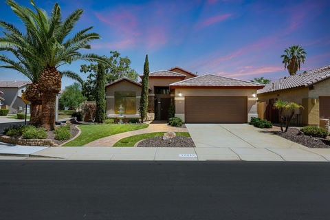 17043 N 43rd Pl_facade 1