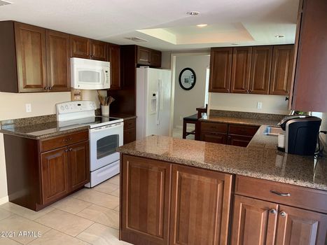 7730 E Buena Terra Way_kitchen