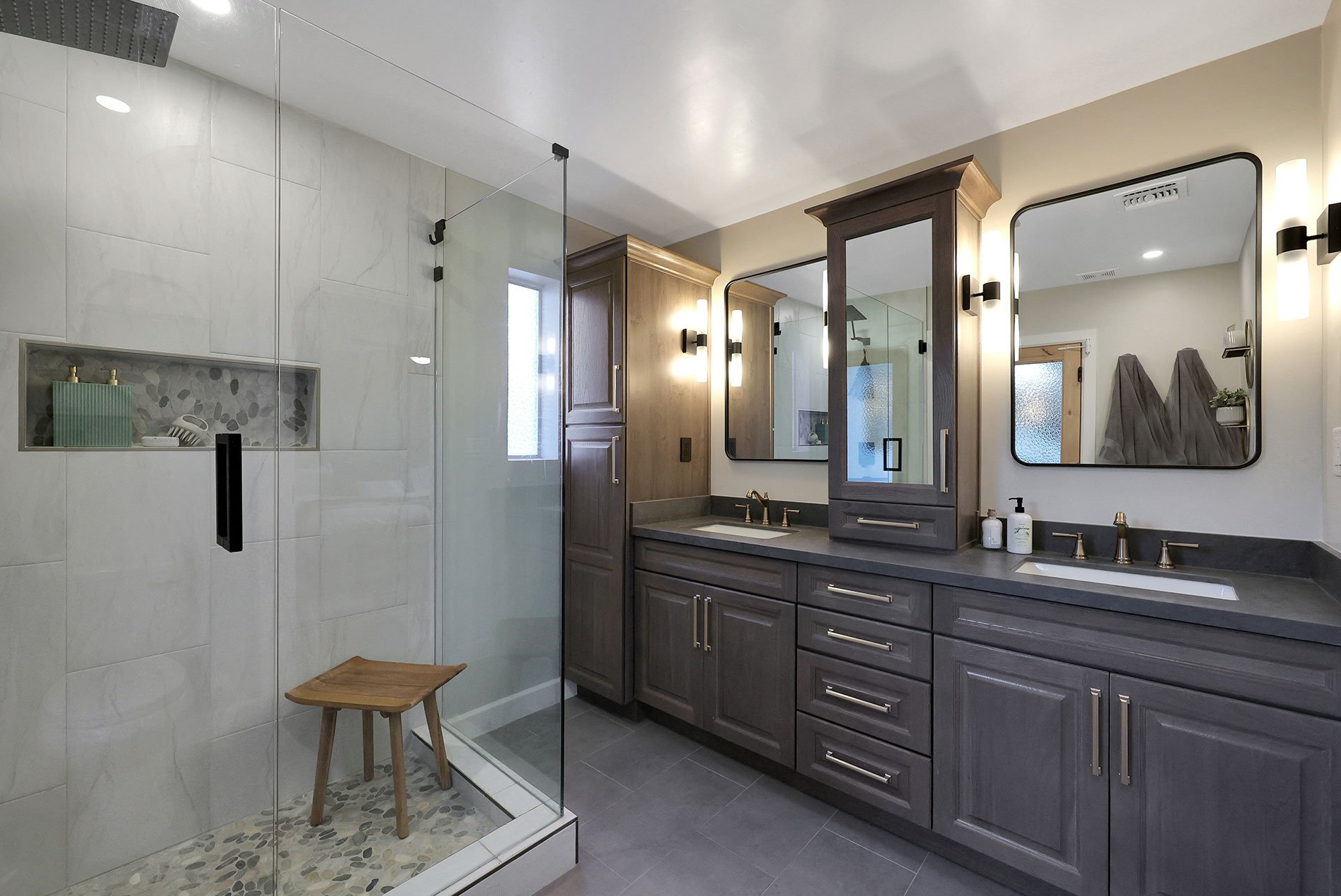 3832-E-YUCCA-ST_AFTER_BATH-B