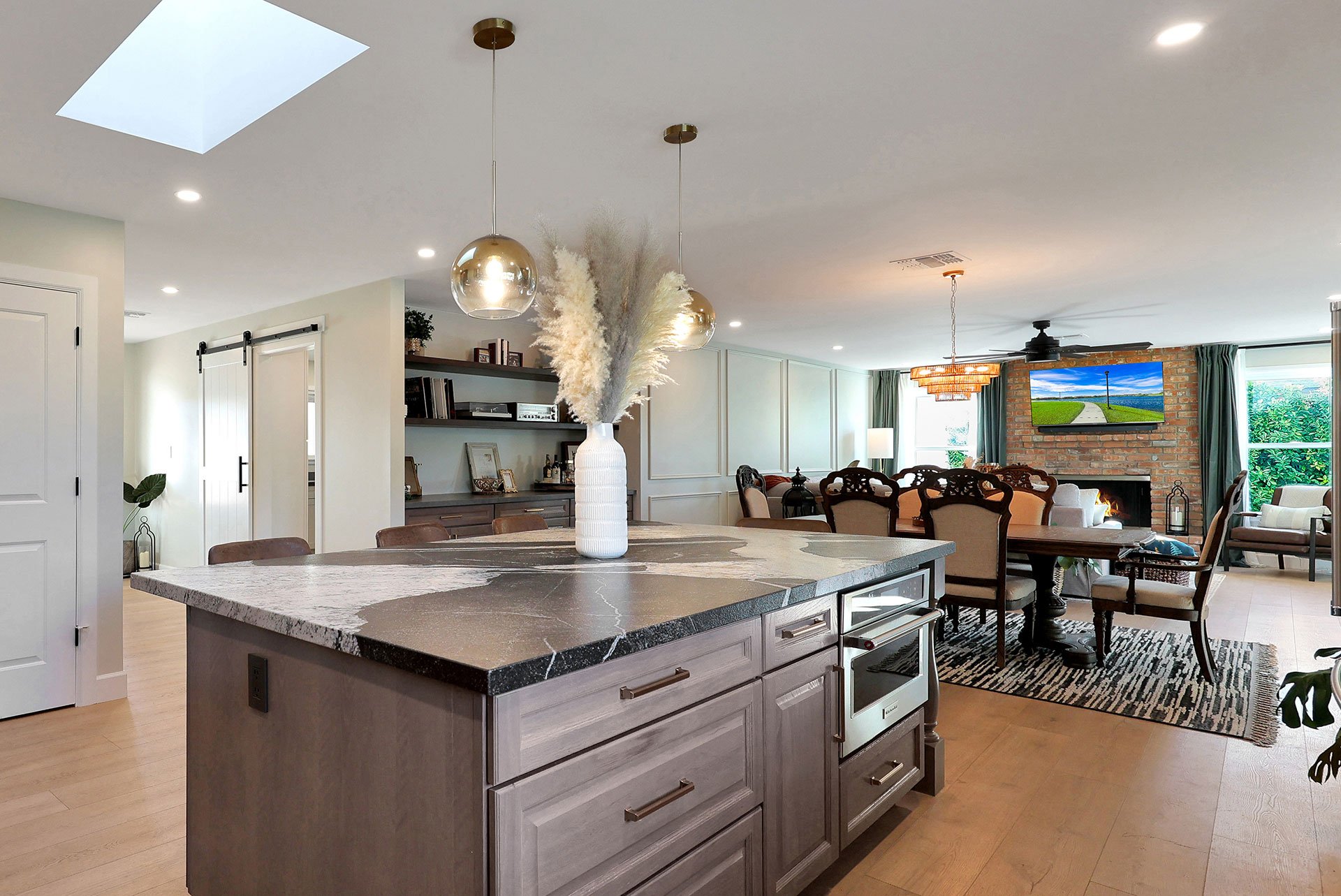 3832-E-YUCCA-ST_AFTER_KITCHEN-3