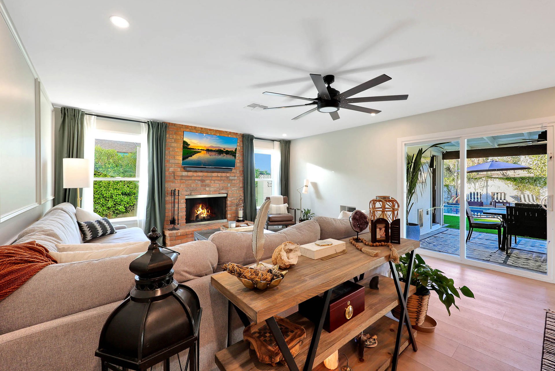 3832-E-YUCCA-ST_AFTER_LIVING-ROOM-2